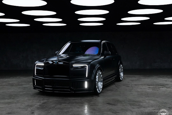 Фото дисков Vossen UV-7 Глянцевый лак на Rolls-Royce Cullinan