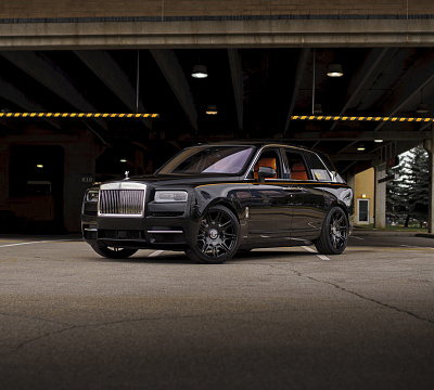 Фото дисков NOVITEC SP2 на Rolls-Royce Cullinan