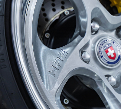 Фото дисков HRE 522 на Porsche 911 IV