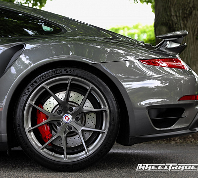 Фото дисков HRE P101 на Porsche 911 VII
