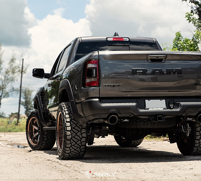 Фото дисков Anrky AN36-S на Ram 1500 V