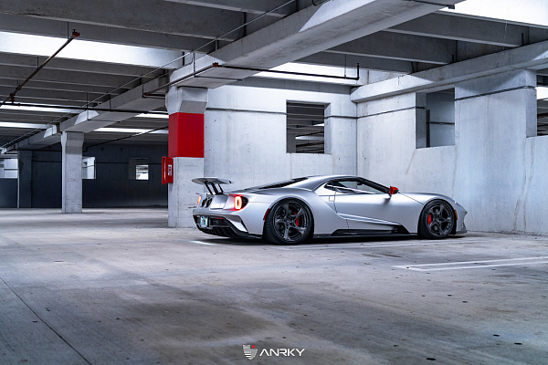 Фото дисков Anrky XR-305 Сатиновый графит на Ford GT II