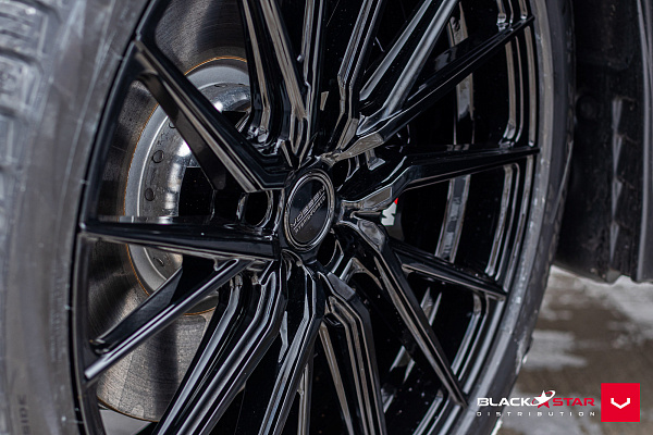 Фото дисков Vossen HF-4T Черный глянец на BMW X7 (G07)