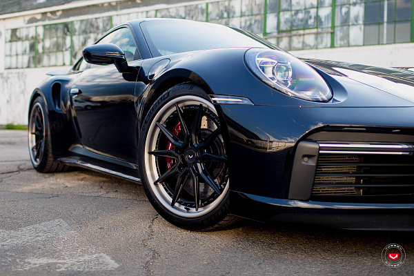 Фото дисков Vossen EVO-2R (3-Piece) Черный сатин на Porsche 911 VIII