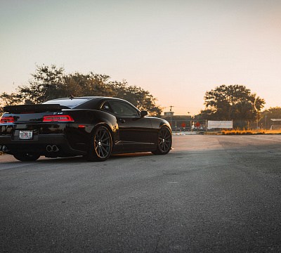 Фото дисков Vossen VFS-10 на Chevrolet Camaro V