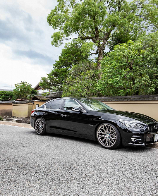 Фото дисков HF-2 Серебро на Infiniti Q50