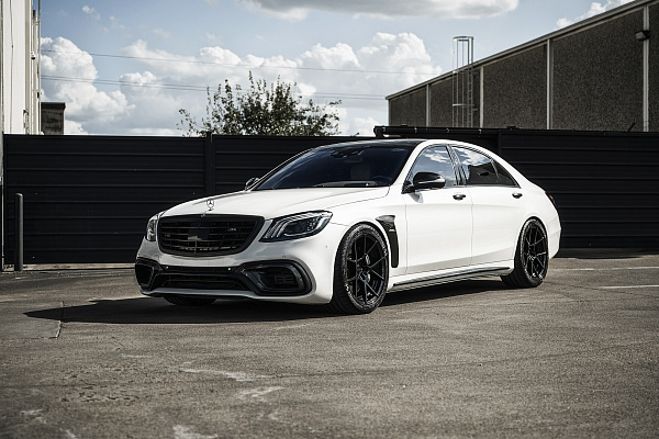 Фото дисков Rotiform KPS Черный глянец на Mercedes-Benz S-Class (W222, C217)