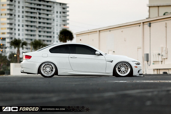 Фото дисков BC Forged LE10 // MLE10 Глянцевый лак на BMW 3/M3 (E90)