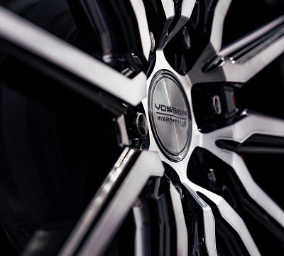 Фото дисков Vossen HF6-1 на Cadillac Escalade IV