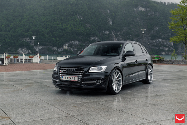Фото дисков Vossen CVT Серебро на Audi Q5 (8R)