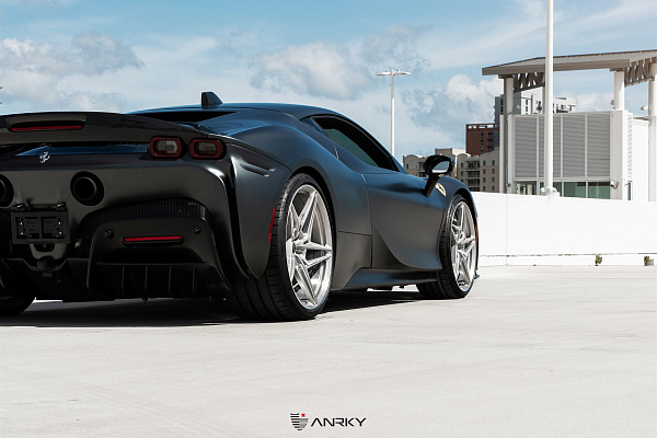 Фото дисков Anrky S1-X3 Глянцевый лак на Ferrari SF90