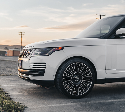 Фото дисков Brixton Forged LX01 на Land Rover Range Rover IV