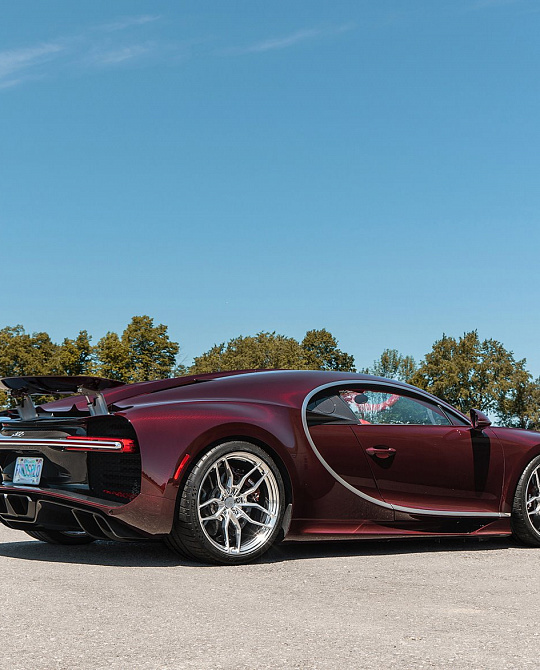 Фото дисков AN11 Полированный лак на Bugatti Chiron