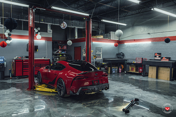 Фото дисков Vossen EVO-4R Глянцевый темный лак на Toyota Supra A90