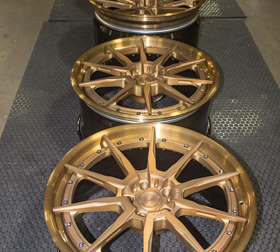 ADV.1 ADV10 Track Spec CS