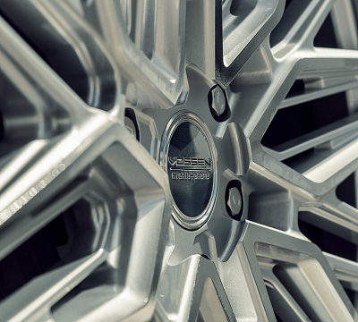 Фото дисков Vossen HF6-5 на Chevrolet Suburban XII