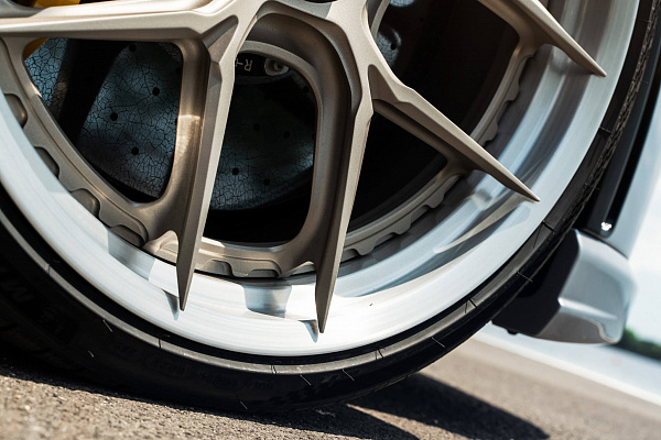 Фото дисков HRE S101SC Сатиновая шампань на Porsche 911 VIII