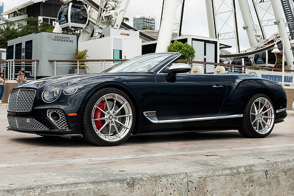 Фото дисков Anrky AN28 Полированный лак на Bentley Continental GT III