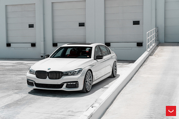 Фото дисков Vossen HF-2 Серебро на BMW 7 (G11/G12)