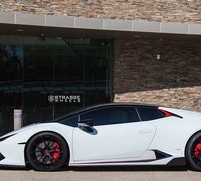 Фото дисков Strasse Wheels SM5R Deep Concave Monoblock на Lamborghini Huracan