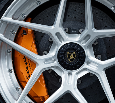 Фото дисков Brixton Forged WR7 на Lamborghini Aventador