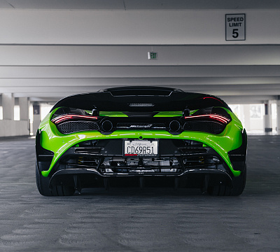 Фото дисков Brixton Forged PF10 на McLaren 720S