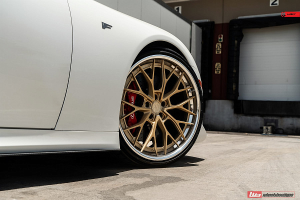Фото дисков Anrky AN30 Сатиновое золото на Lexus LFA