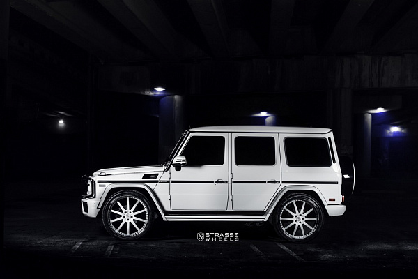 Фото дисков Strasse Wheels R10 Signature Другой цвет на Mercedes-Benz G-Class II
