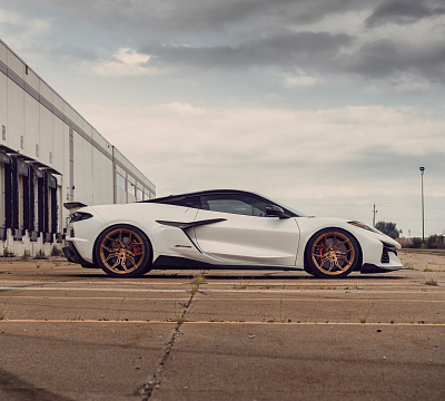 Фото дисков Vossen EVO-3R на Chevrolet Corvette C8