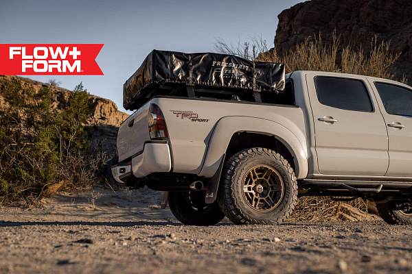 Фото дисков HRE FT1 Сатиновое темное золото на Toyota Tacoma III