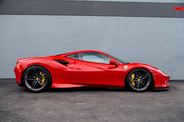 Ferrari F8 Tributo