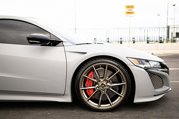 Фото дисков Savini SV-F4 Сатиновая бронза на Acura NSX II