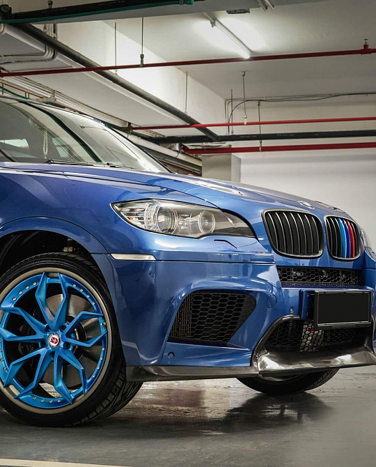 Фото дисков S201 Синий сатин на BMW X5/X5 M (E70)