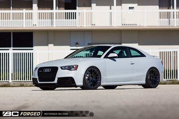 Фото дисков BC Forged RS40 Черный глянец на Audi A/S/RS 5 (8T)