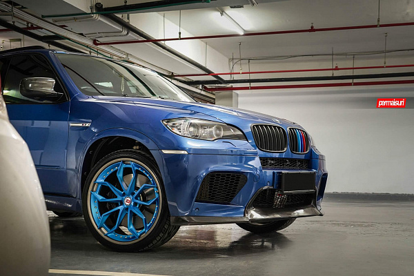 Фото дисков HRE S201 Синий сатин на BMW X5/X5 M (E70)