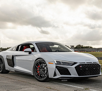 Фото дисков Strasse Wheels SV10 Deep Concave Duoblock на Audi R8 (4S)