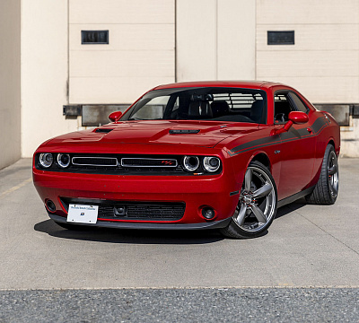 Фото дисков American Racing TTF на Dodge Challenger III