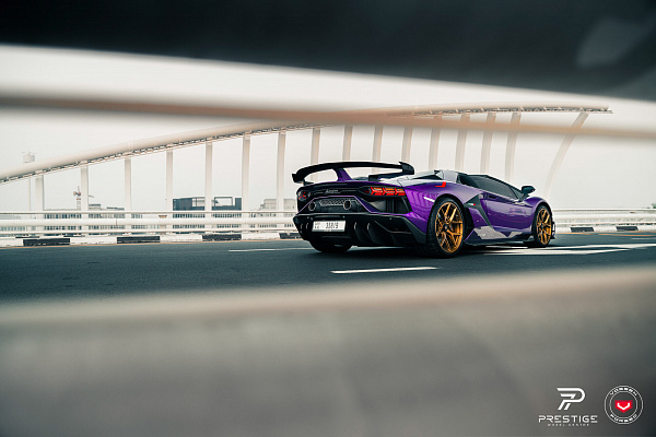Фото дисков Vossen S21-01 Глянцевая медь на Lamborghini Aventador