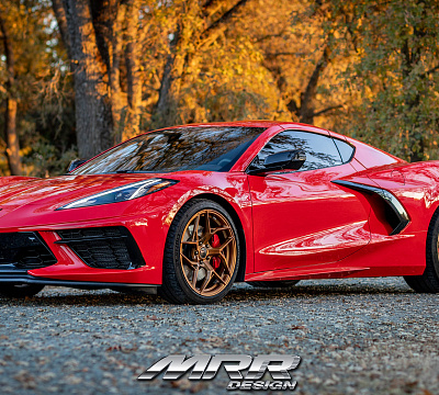 Фото дисков MRR F10 на Chevrolet Corvette C8