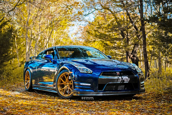 Nissan GT-R
