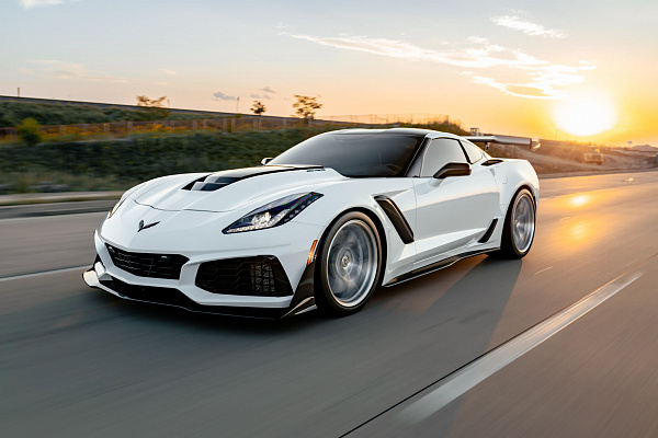 Фото дисков HRE R101 Lightweight Глянцевый лак на Chevrolet Corvette C7