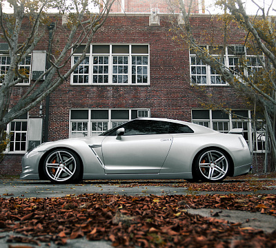 Фото дисков Vossen CV5 на Nissan GT-R