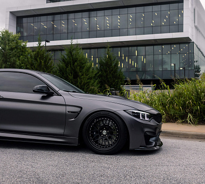Фото дисков HRE 300 на BMW 4/M4 (F32/F82)