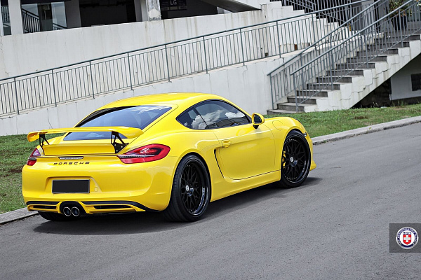 Фото дисков HRE 300 Черный глянец на Porsche Cayman II