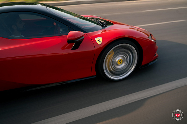 Фото дисков Vossen S21-11T Глянцевый лак на Ferrari SF90