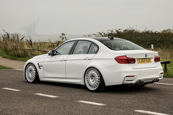 2020 BMW M3