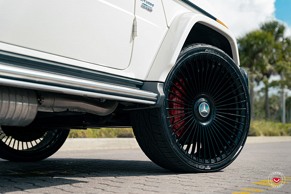 Фото дисков Vossen S17-16 Черный глянец на Mercedes-Benz G-Class III