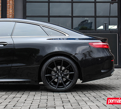 Фото дисков Vossen VFS-1 на Mercedes-Benz E-Class (W213, S213, C238)