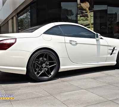 Фото дисков HRE FF11 на Mercedes-Benz SL (R231)