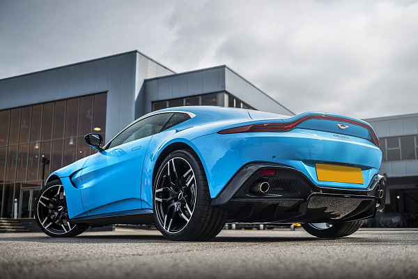 Фото дисков Kahn Superleggera Алмазная проточка на Aston Martin Vantage 4